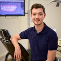 Fachzahnarzt für Kieferorthopädie in der Fachzahnarztpraxis Dr. Girthofer in München